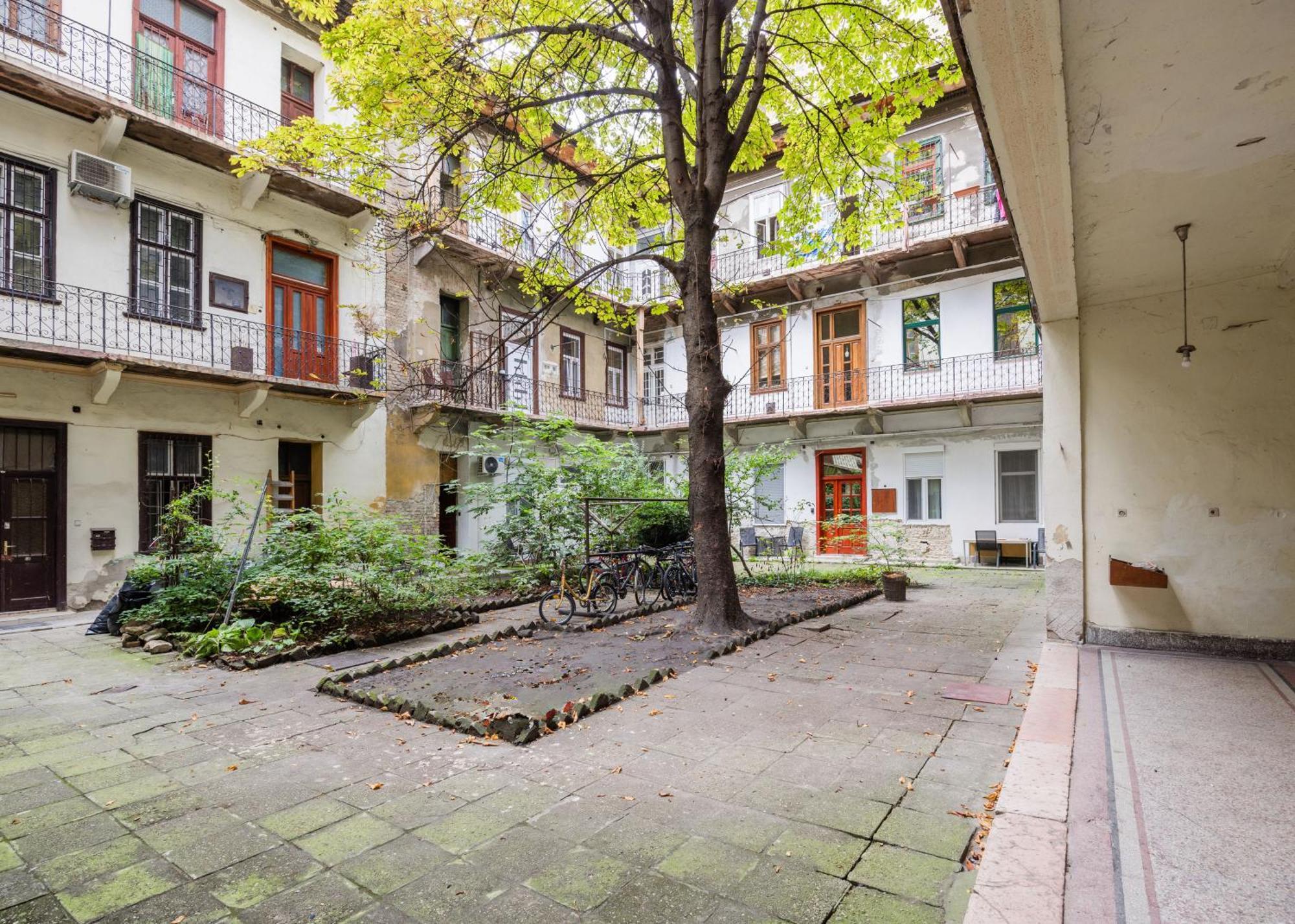 Walk To Opera House - 3Br Live In Budapest Designer Apt — Fotók 1